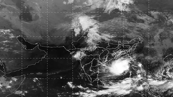 Cyclone 'Bulbul' To Bring Heavy Rain, West Bengal, Odisha Prepare To Face Calamity