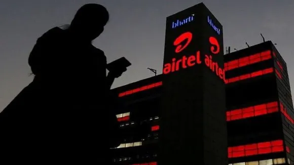 Airtel Submit Bids For RCom Spectrum, Jio Seeks Deadline Extension By 10 Days