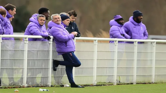 Jose Mourinho Conquers Anger Of Manchester United Loss By Sleeping On Training Ground