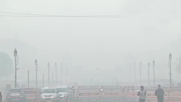 Air Quality Very Poor In Delhi, Visibility Dips Due To Fog