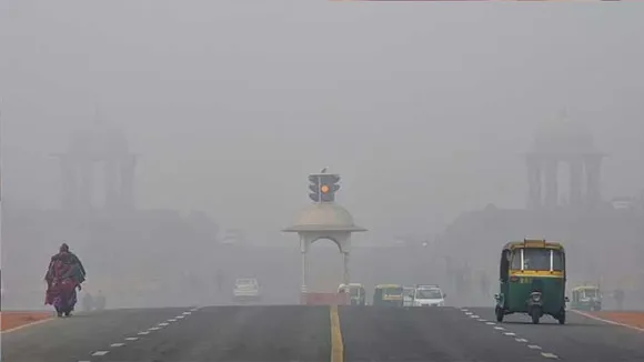 'Very Poor' Air Quality In Delhi For 7th Day As Mercury Dips 