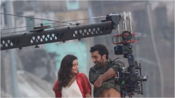 Brahmastra: Alia Bhatt and Ranbir Kapoor's Dance Sequence Video Leaked On Social Media