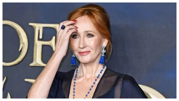 Harry Potter Author JK Rowling Receives Huge Backlash From Netizens For â€˜Transphobicâ€™ Comment