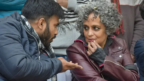 Citizenship Act: Complaint Against Arundhati Roy For 'Ranga-Billa' Remark