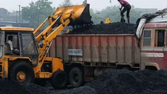 India's Coal Imports Rise 4 Per Cent To 161 Million Tonnes In April-November