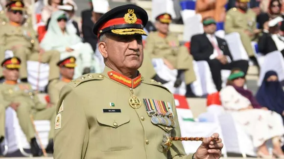 Imran Khan Govt, Opposition Reach Rare Consensus Over Pakistan Army Chief Gen Bajwa's Extension