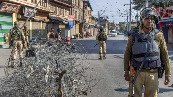 Review Internet Ban, All Curbs Within A Week, Supreme Court Orders J-K Administration 