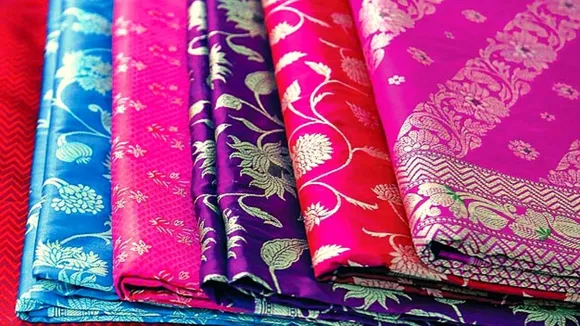 2000 साल पुराना है बनारसी साड़ी का इतिहास ! अकबर के शासन काल में खूब मिली  तरक्की | Know the history of banarasi saree heritage of varanasi and india