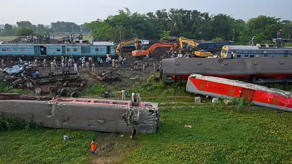 india train derailment