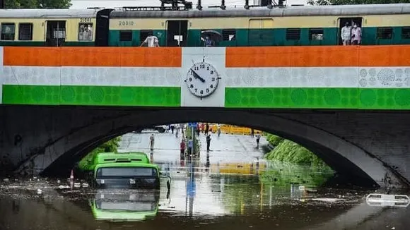 Delhi Rain Minto Bridge