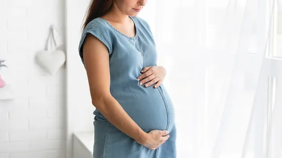 Russia Setups Sex Ministry giving 10 Lakhs Ruble for Child birth 