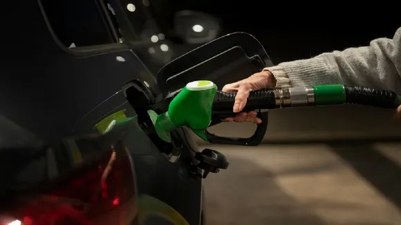petrol diesel price 4 February