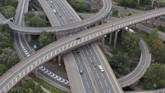Noida Expressway speed limit