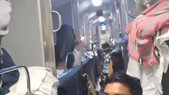 Indian Railways Rules on travelling in AC Coach without reservation 