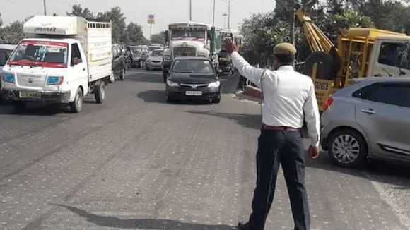 Noida Expressway Traffic