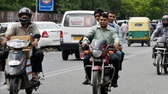 Noida Helmet Rule
