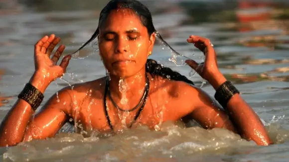 Mahila Naga Sadhu
