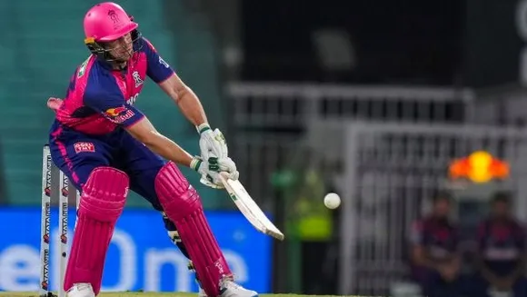 IPL 2025: जोस बटलर को इस बार आईपीएल में कौन खरीदेगा? 3 टीमों के बीच जोरदार टक्कर | who will buy jos buttler in IPL 2025 Auction? 3 teams may go for bid war - Hindi Oneindia