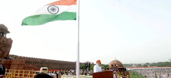 Independence Day 2018ः लाल किले की प्राचीर से पीएम मोदी ने कहा- हमने गरीब मां को चूल्हे के धुंए से दिलाई आजादी