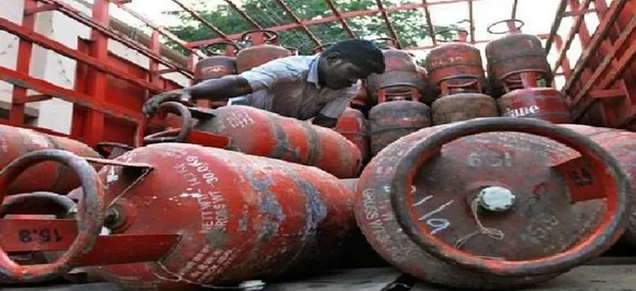 खुशखबरी: आम आदमी को मिली बड़ी राहत,  घटे LPG सिलेंडर के दाम, जानें क्या होगा नया रेट