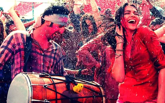 Holi 2019: ये हैं होली के वो सुपरहिट गानें, जिनके बिना फीका है रंगों का त्योहार