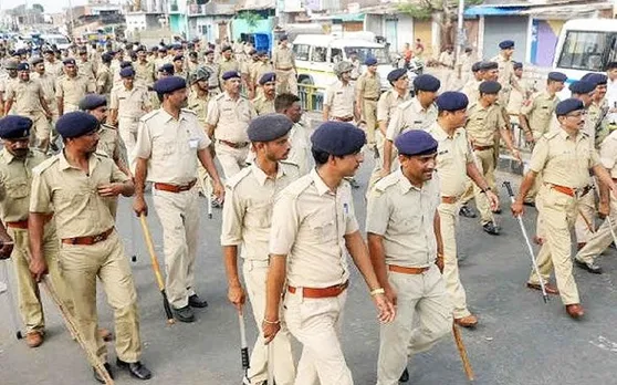 बेरोजगार युवाओं को CM योगी आदित्यनाथ ने दी बड़ी खुशखबरी, पुलिस में होगी 50,000 से अधिक भर्तियां