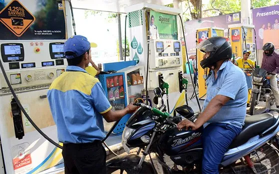 ​​​​​Petrol Price Today 14 Oct 2019: यहां सस्ता मिल रहा है पेट्रोल-डीजल, देखें पूरी लिस्ट