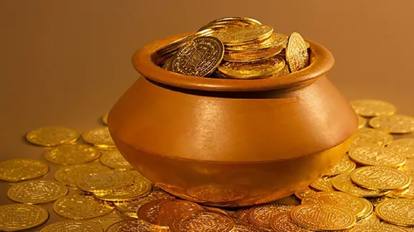 Gold Rate: सोना 328 रुपये बढ़कर 39,028 रुपये प्रति 10 ग्राम, चांदी का भाव 748 रुपये चढ़ा