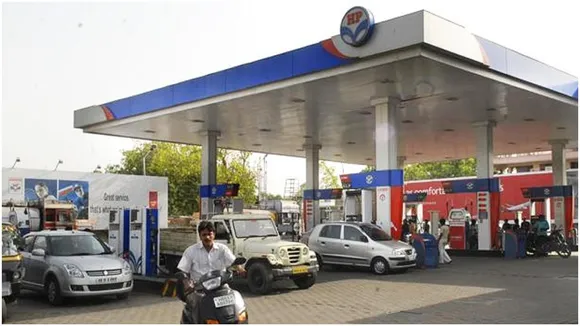 Petrol Price Today 25 Oct 2019: खुशखबरी, लगातार दूसरे दिन सस्ता हो गया पेट्रोल-डीजल, फटाफट चेक करें नए रेट