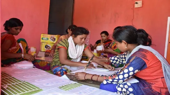 छत्तीसगढ़ में नक्सल प्रभावित क्षेत्रों की बदल रही तस्वीर, महिलाएं आ रहीं आगे