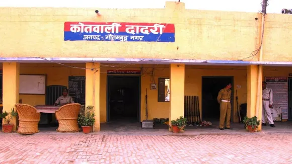 यूपी: छात्रा से अश्लील हरकत करने वाला आरोपी गिरफ्तार, कई दिनों से कर रहा था पीछा