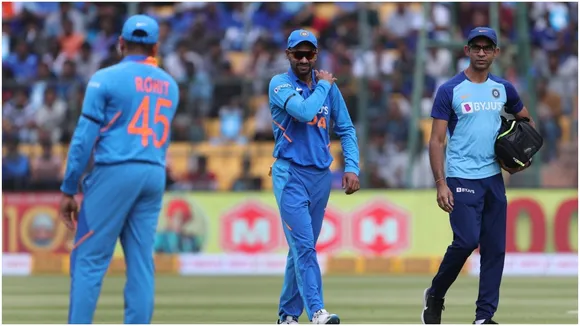 IND VS AUS : शिखर धवन मैदान में फिर चोटिल, अब कंधे में लगी चोट, बल्‍लेबाजी पर संदेह