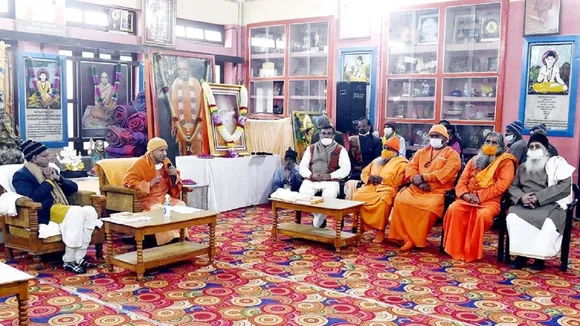 गोरक्ष पीठ ने राम मंदिर निर्माण के लिए दिए 1 करोड़ 1 लाख रूपए