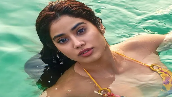 janhvikapoor bikini