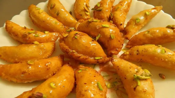 gujiya