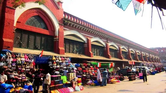 MARKET