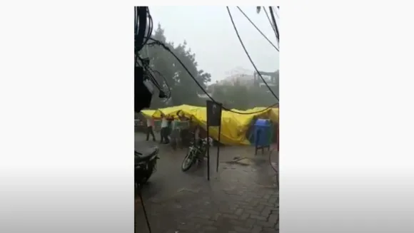 Tirpal Barat In Heavy Rain MP