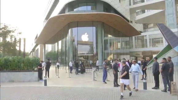 apple store mumbai