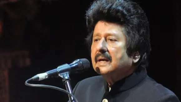 Pankaj Udhas song Chithi Aayi Hai