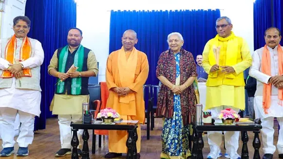 Yogi Cabinet