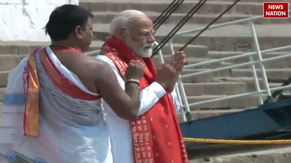 PM Modi worshiped at Dashashwamedh Ghat