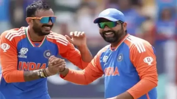 Axar Patel Rohit Sharma