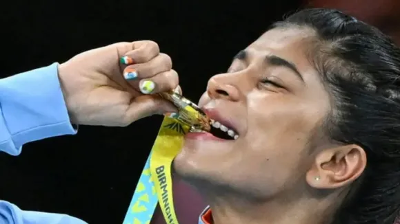 why athlete bite their medals know the reason ahead of Paris Olympic 2024