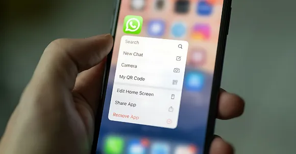 WhatsApp to Allow Users to Share Files Offline