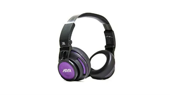 jbl-raaga-synchros-s500ar-headphone-black-with-a-r-rahman-autograph