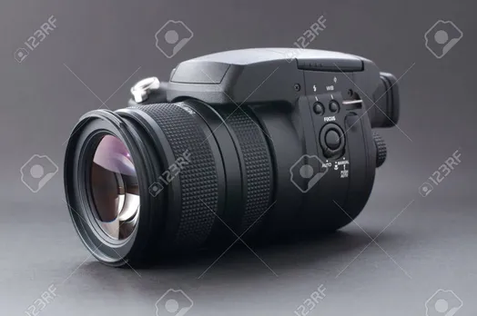 User Query: THE CAMERA WITH THE BEST ZOOM QUALITY