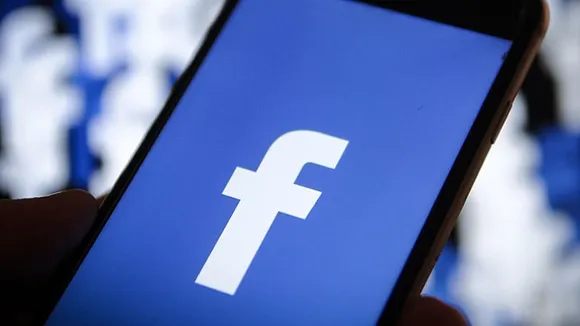 Facebook Employees Tweet, Stage Walkout Against CEO Mark Zuckerberg