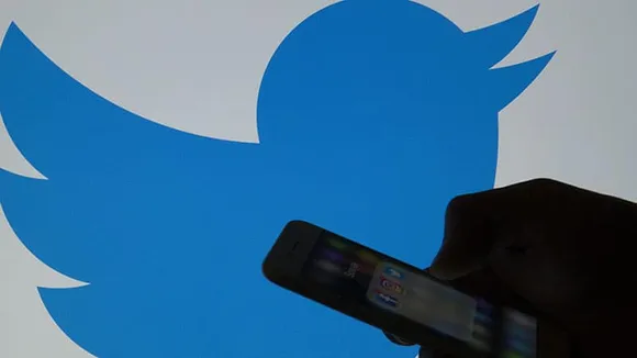 Twitter rolls out ability to add photo, video to Retweet