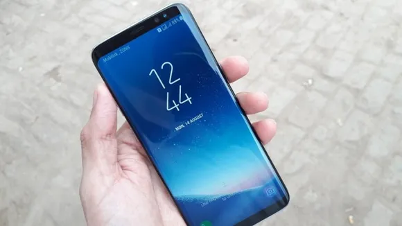 What is AMOLED display?