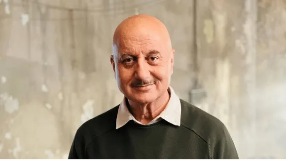 Anupam Kher:अनुपम खेर ने भारतीय सिनेमा की पहली फैमिली के साथ साझा किया  पोस्ट, राजश्री को दिया सफलता का श्रेय - Uunchai Actor Anupam Kher Shared A  Post With First Family Of